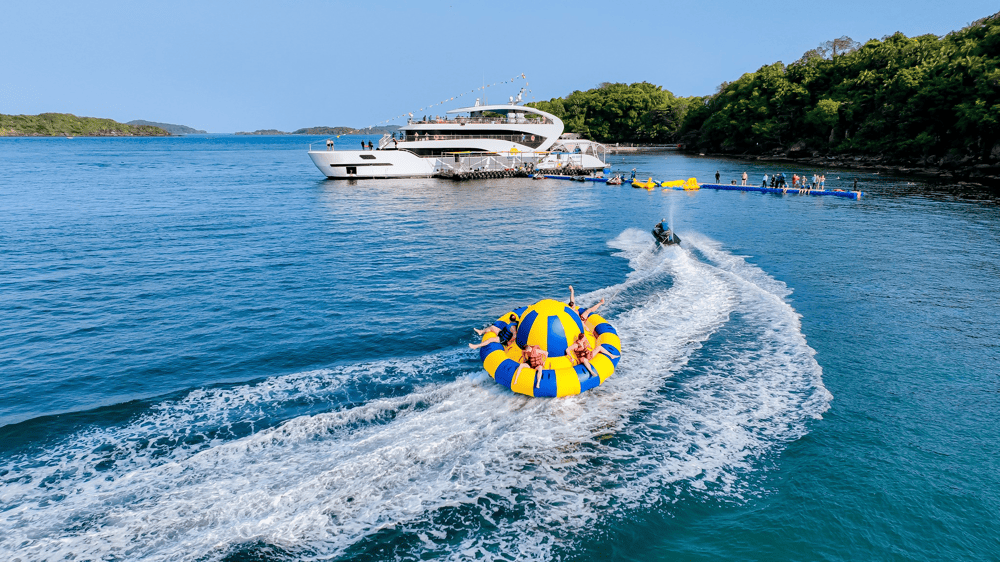 A combined itinerary of sea walking, snorkeling, island visit offers a complete day of exploration and adventure (Source: Namaste Phú Quốc)